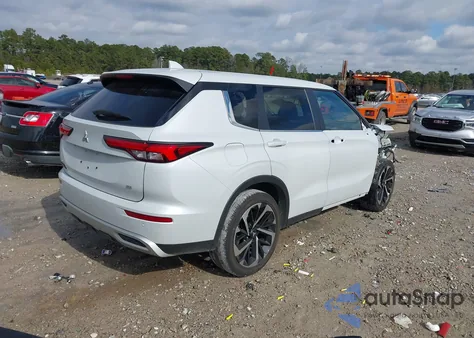 2024 Mitsubishi Outlander Se 2.5 2Wd z USA, uszkodzony, nr VIN JA4J3VA8XRZ011720